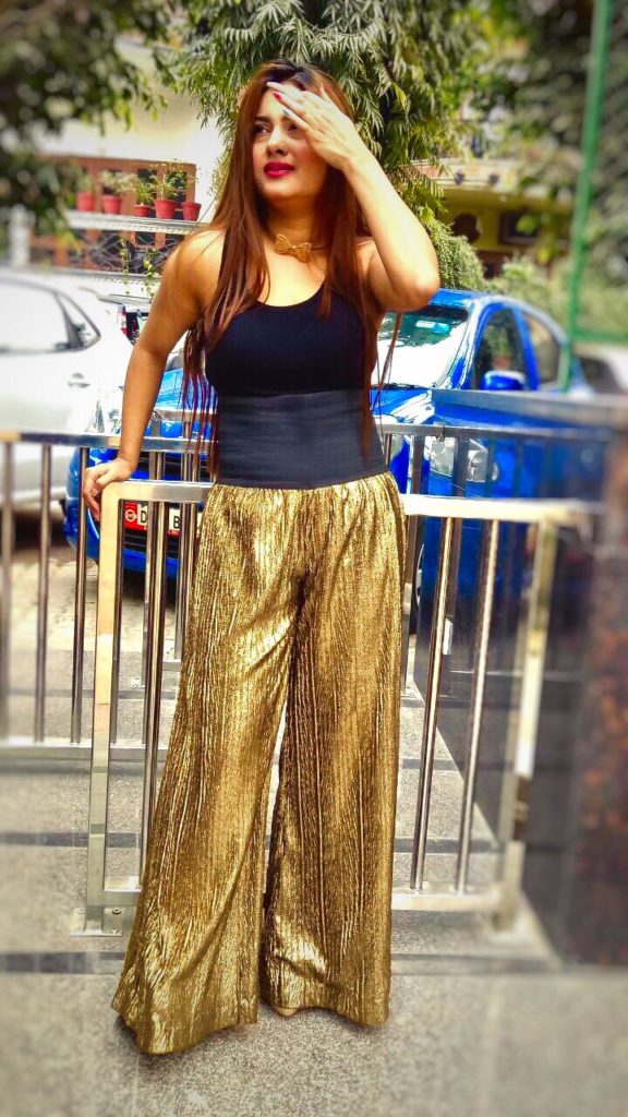 How To Wear Golden Pants  Look Book for Gold Metallic Palazzo