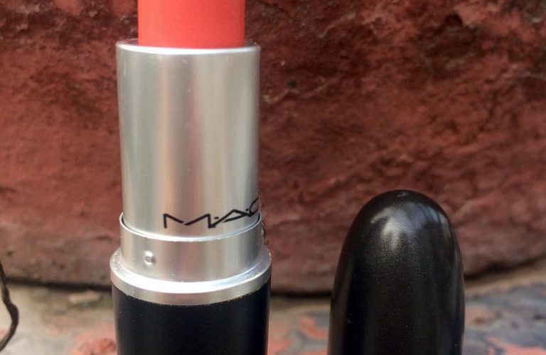 MAC SATIN SUSHI KISS A 94