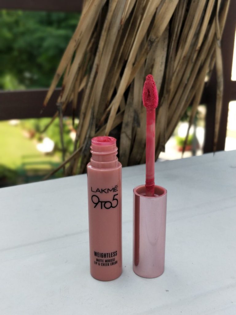 LAKME 9 to 5 WEIGHTLESS MATTE MOUSSE LIP & CHEEK COLOR PINK PLUSH